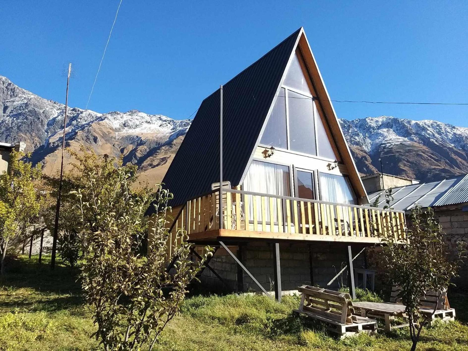Emotion Kazbegi Apartment Ngoại thất bức ảnh
