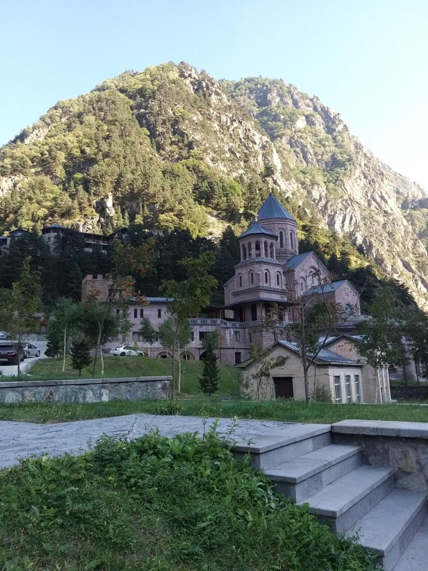 Emotion Kazbegi Apartment Phòng bức ảnh