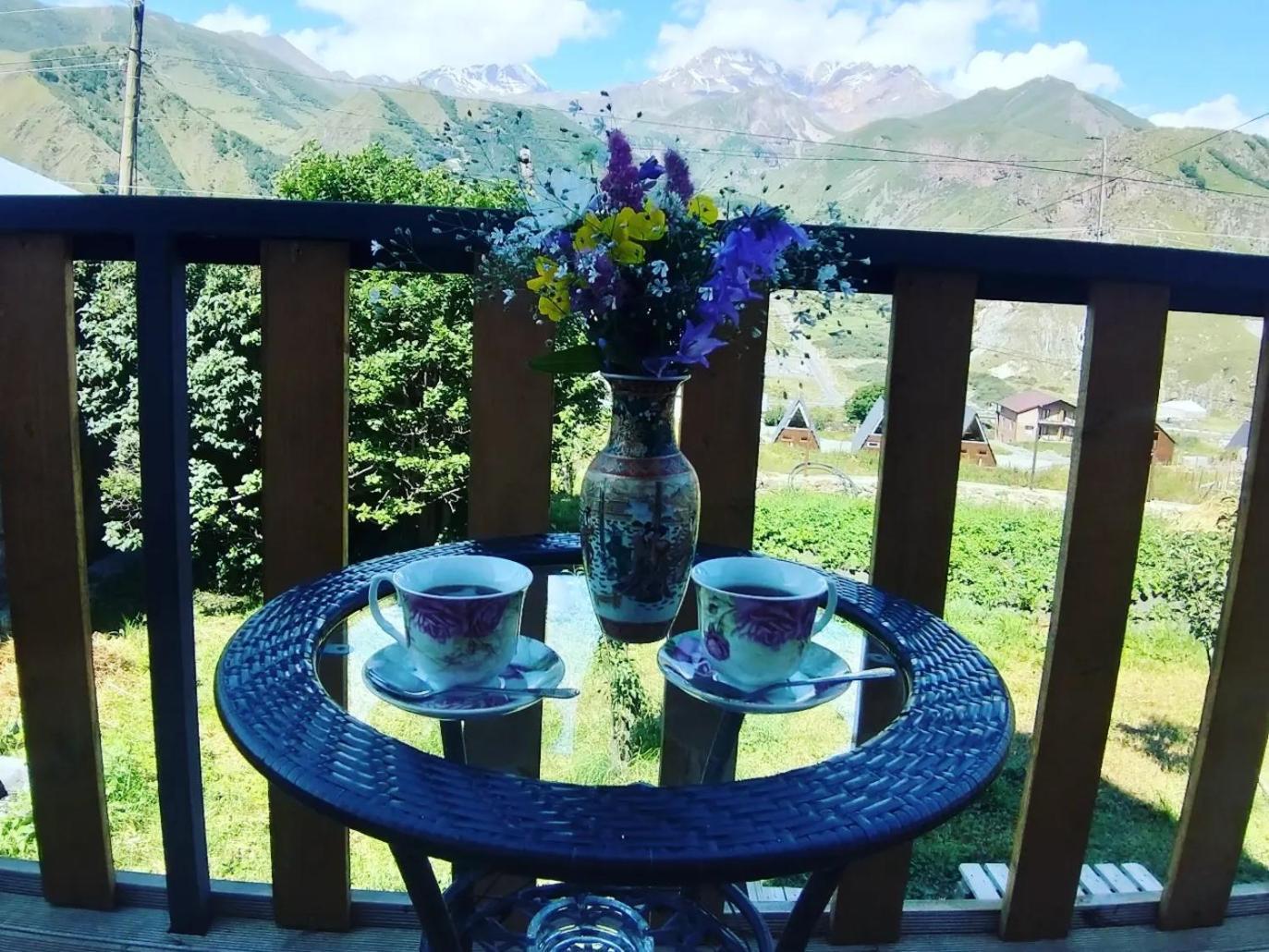 Emotion Kazbegi Apartment Phòng bức ảnh