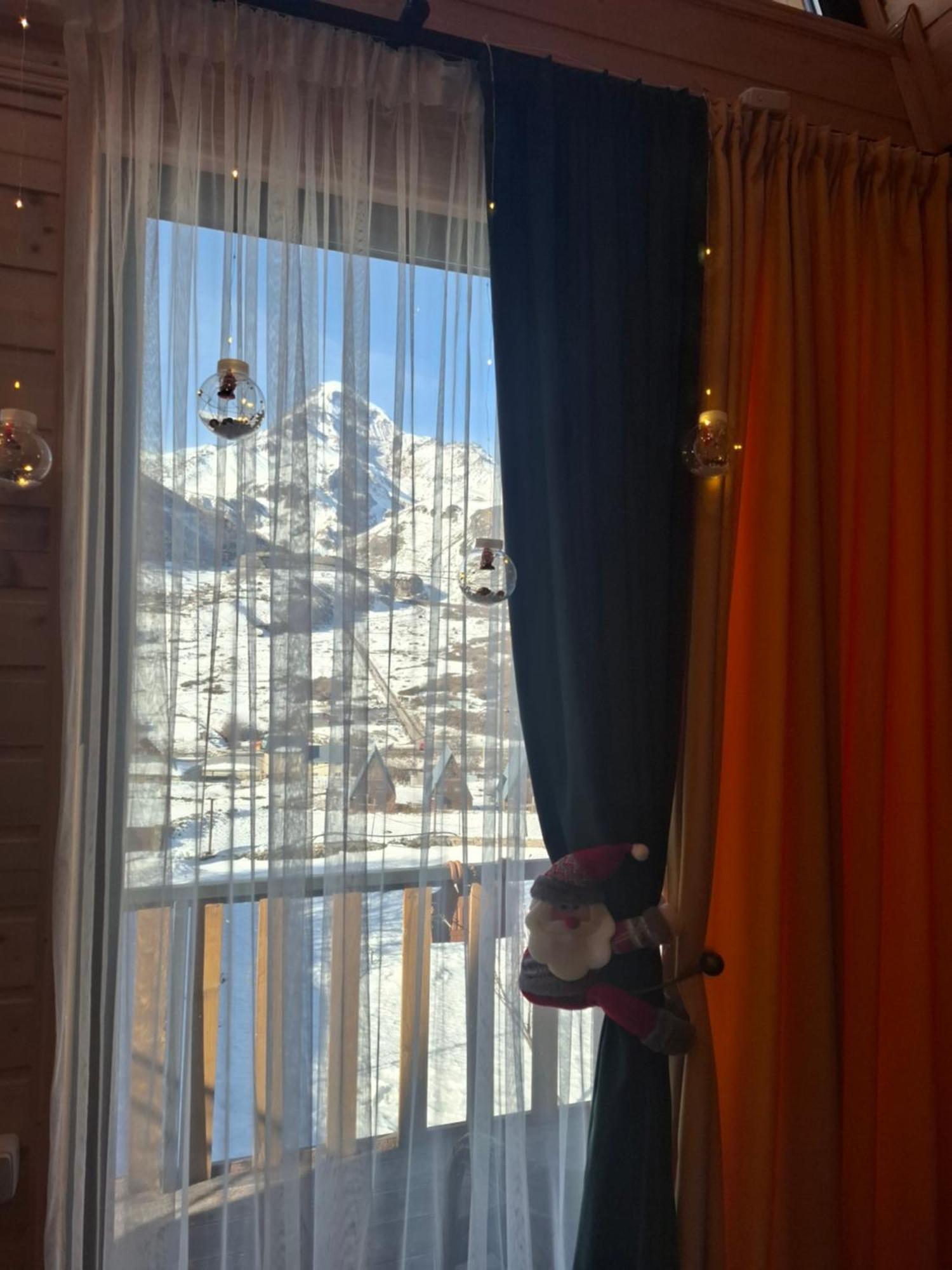 Emotion Kazbegi Apartment Ngoại thất bức ảnh